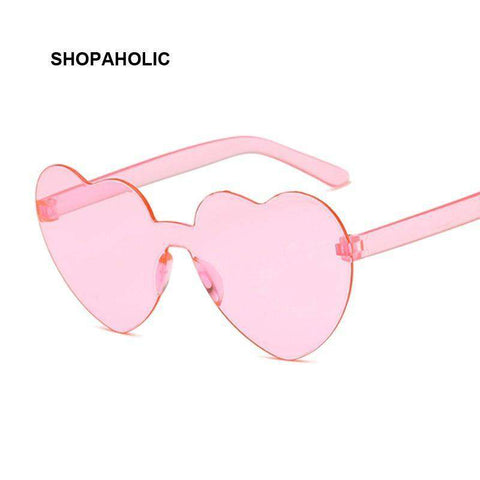 New One Piece Love Heart Lens Sunglasses Women Transparent Plastic Glasses Style Sun Glasses Female Clear Candy Color Lady