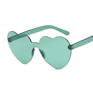 New One Piece Love Heart Lens Sunglasses Women Transparent Plastic Glasses Style Sun Glasses Female Clear Candy Color Lady